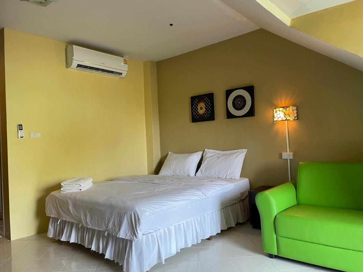Nawaporn Place Phuket Exteriör bild