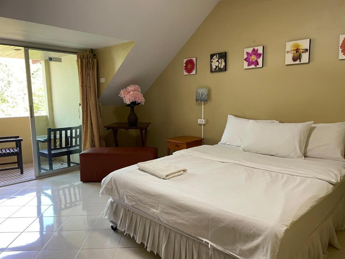 Nawaporn Place Phuket Exteriör bild