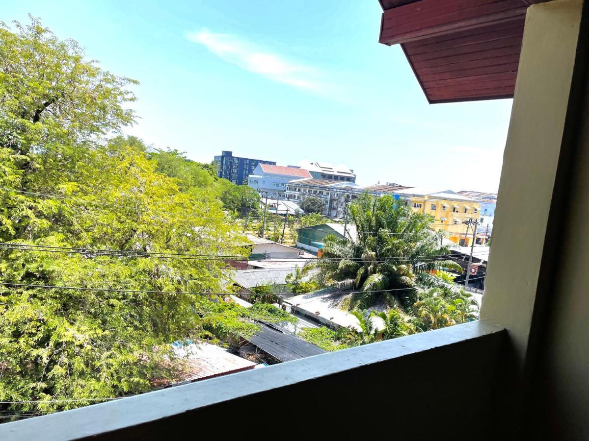 Nawaporn Place Phuket Exteriör bild