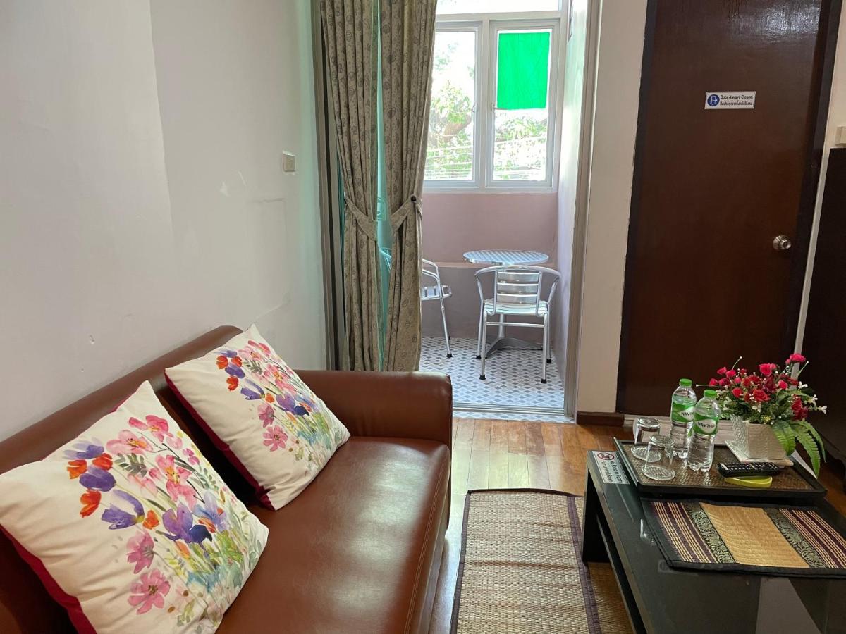 Nawaporn Place Phuket Exteriör bild