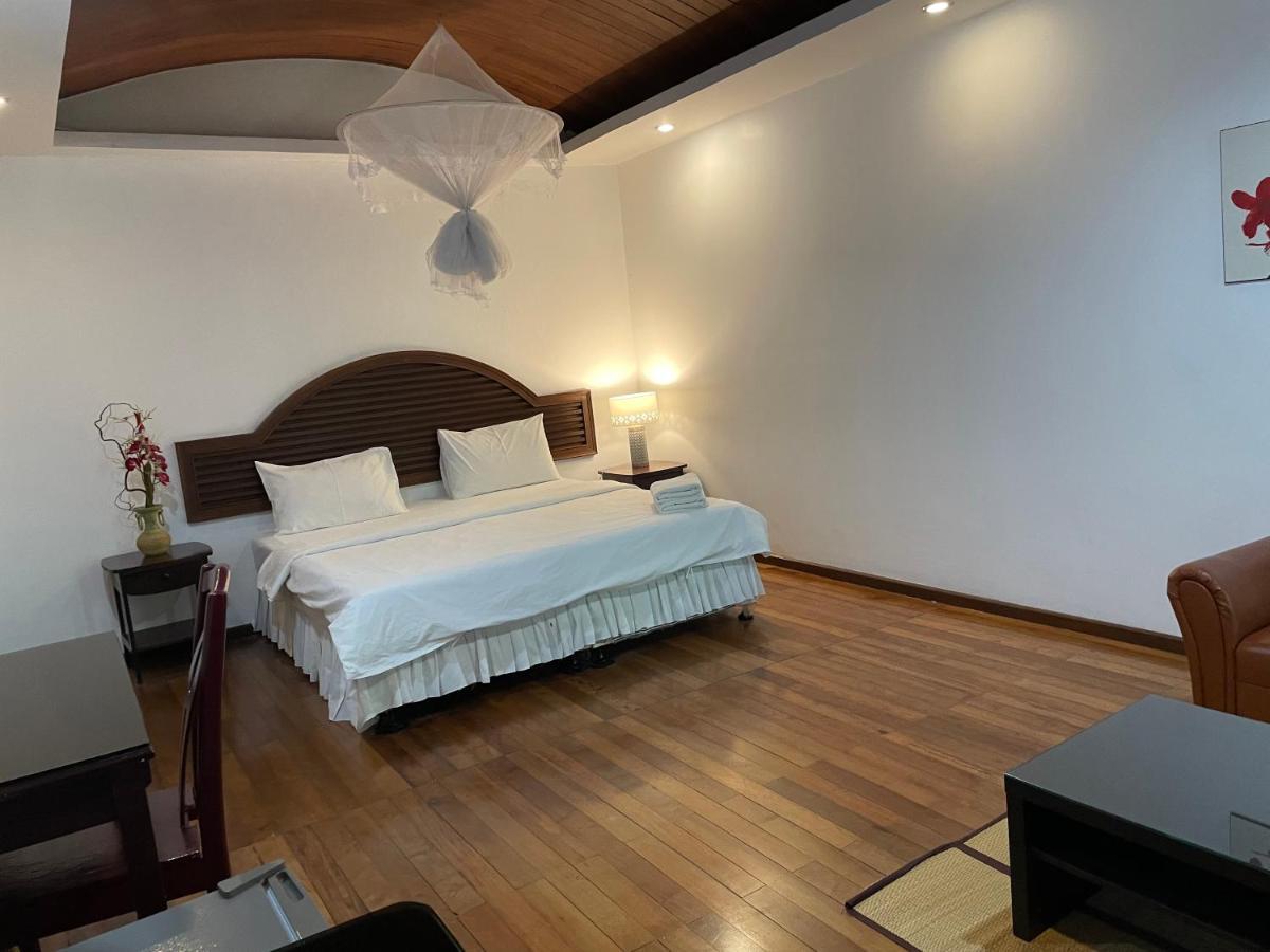 Nawaporn Place Phuket Exteriör bild