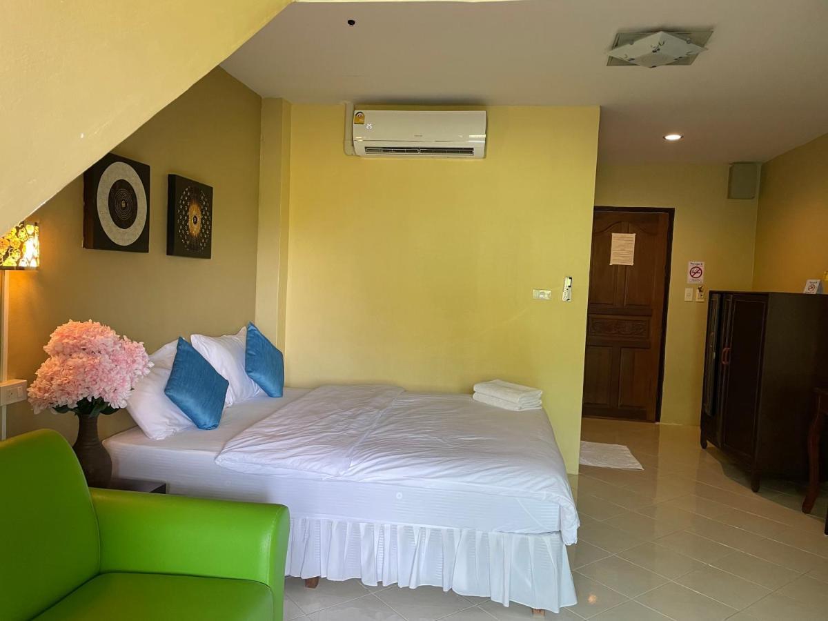 Nawaporn Place Phuket Exteriör bild