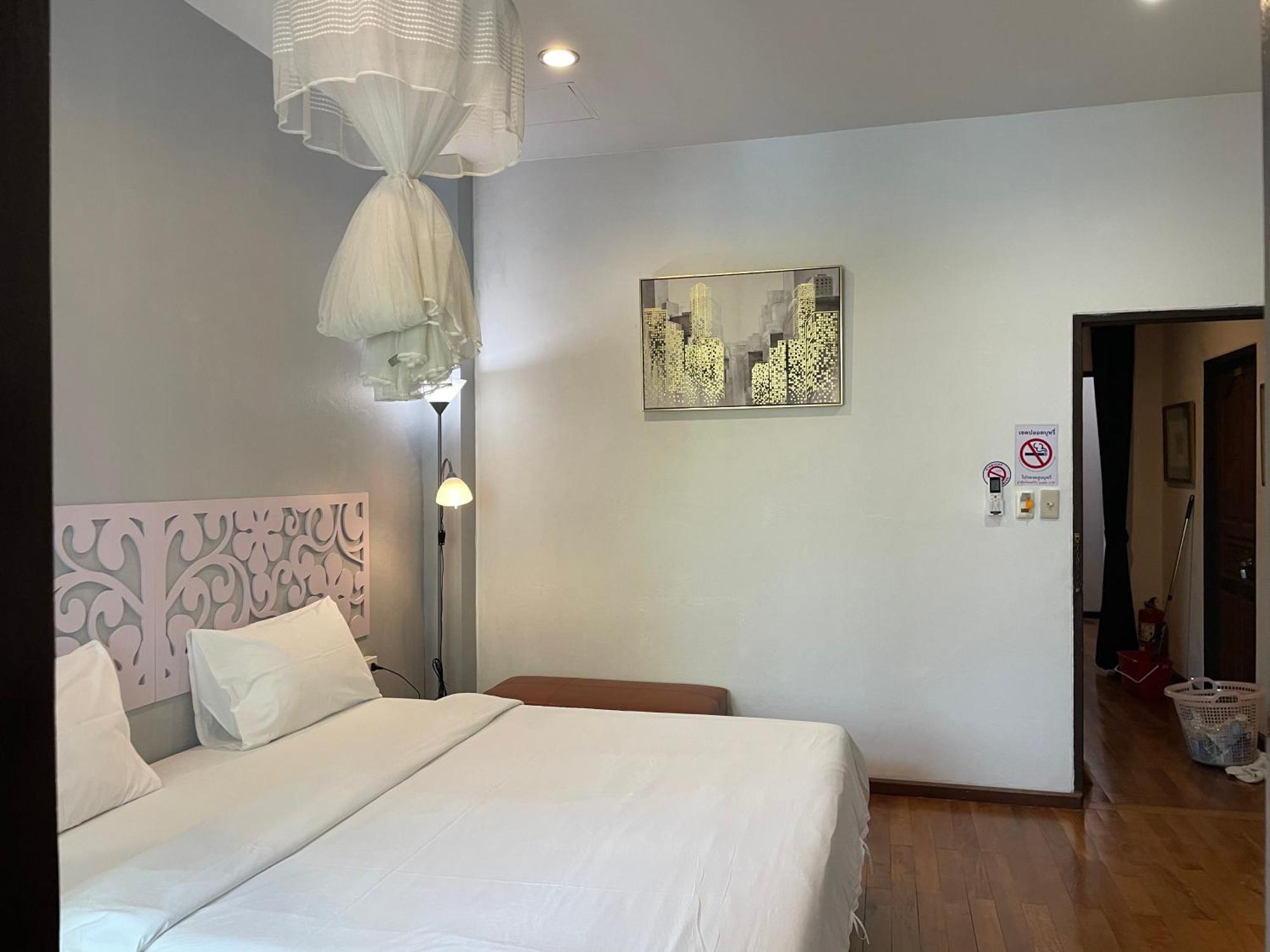 Nawaporn Place Phuket Exteriör bild