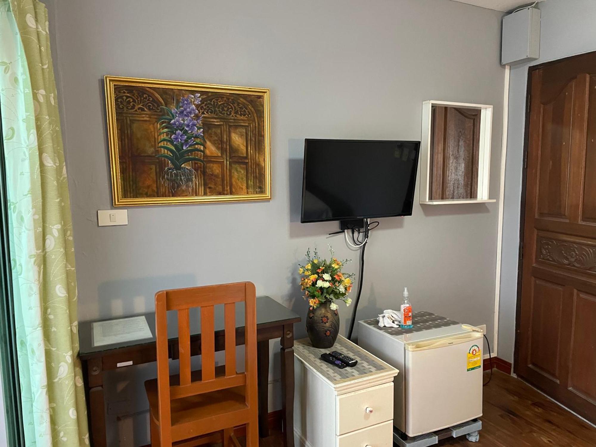 Nawaporn Place Phuket Exteriör bild