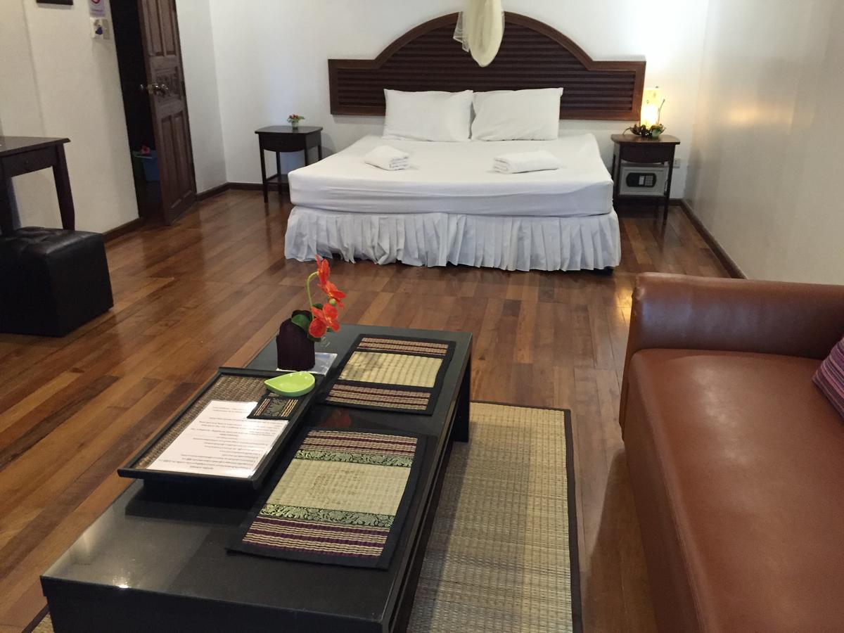 Nawaporn Place Phuket Exteriör bild