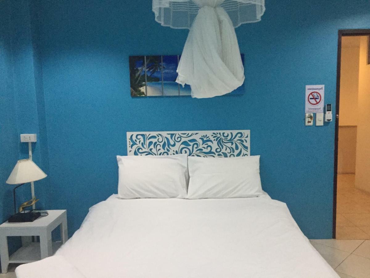Nawaporn Place Phuket Exteriör bild